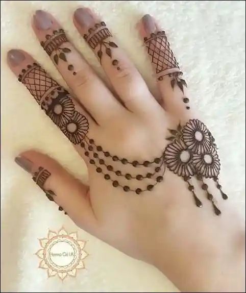 front-hand-mehndi-design