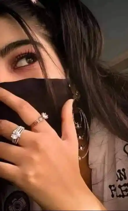 beautiful-mask-korean-girl-images