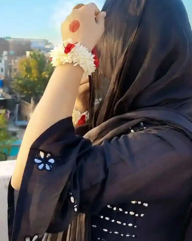 cute-girl-dp-instagram-whatsapp