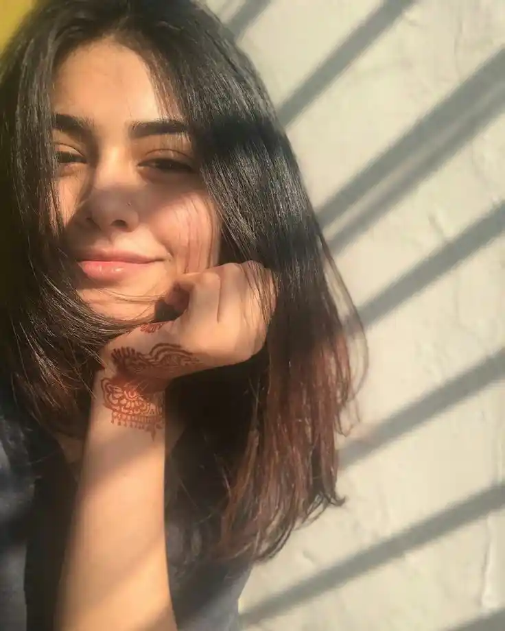 cute-girl-pic-for-dp